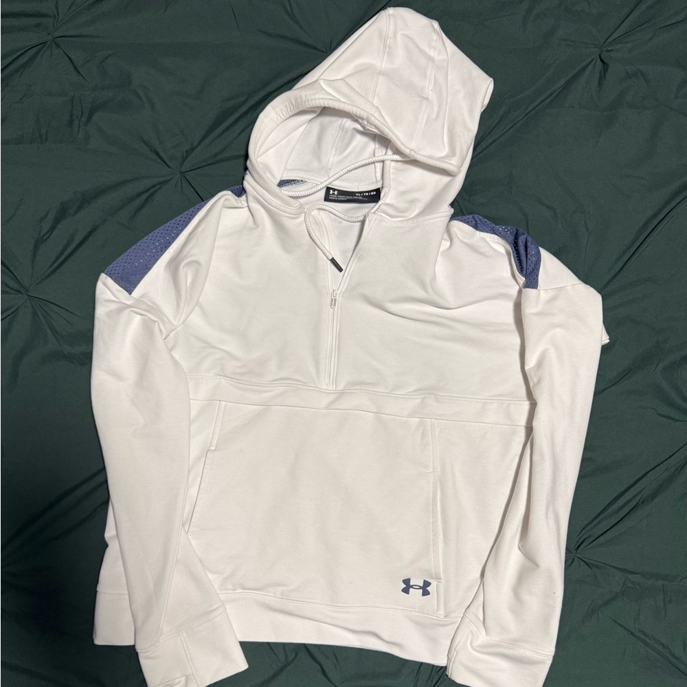 Under Armour Men's White and Navy Zip-Up Sweater